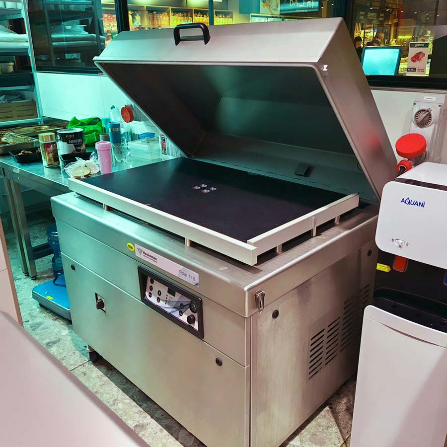 Commercial kitchen design and staff wellbeing